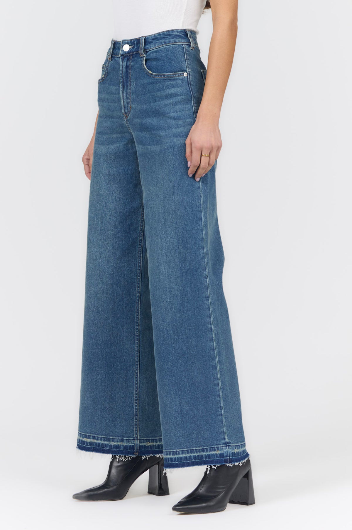AUDREY WIDE LEG JEAN MOON GLOW — Dear John Denim