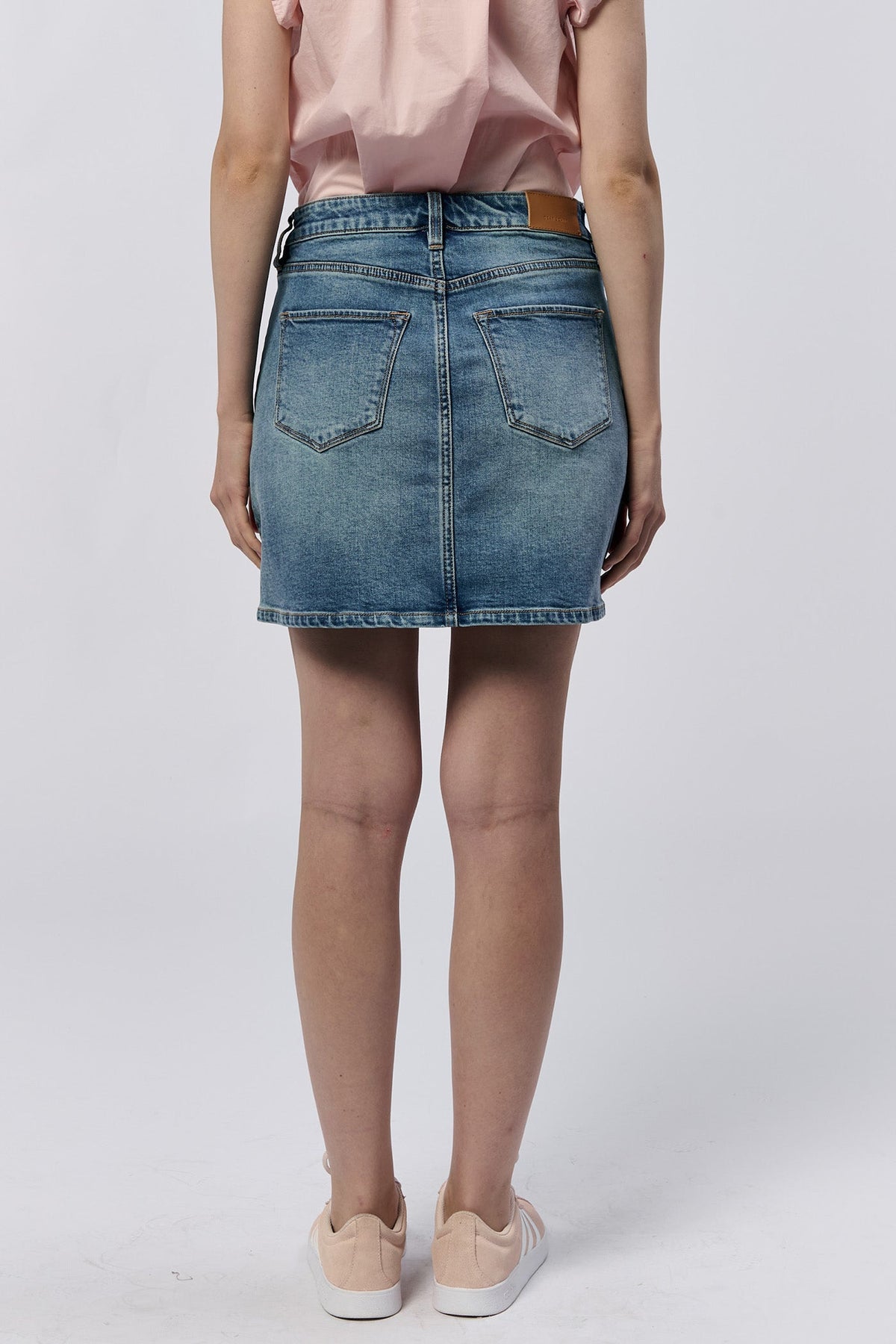 AGORA-DKM81A136AGA-4 — Dear John Denim