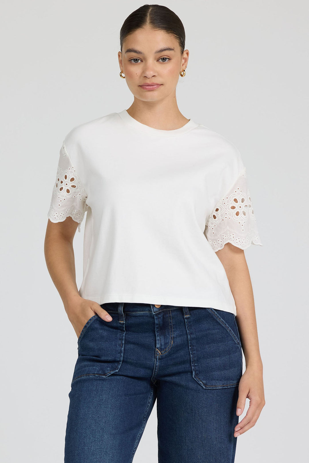 RIVIERA WHITE-DKN2123RWH-1