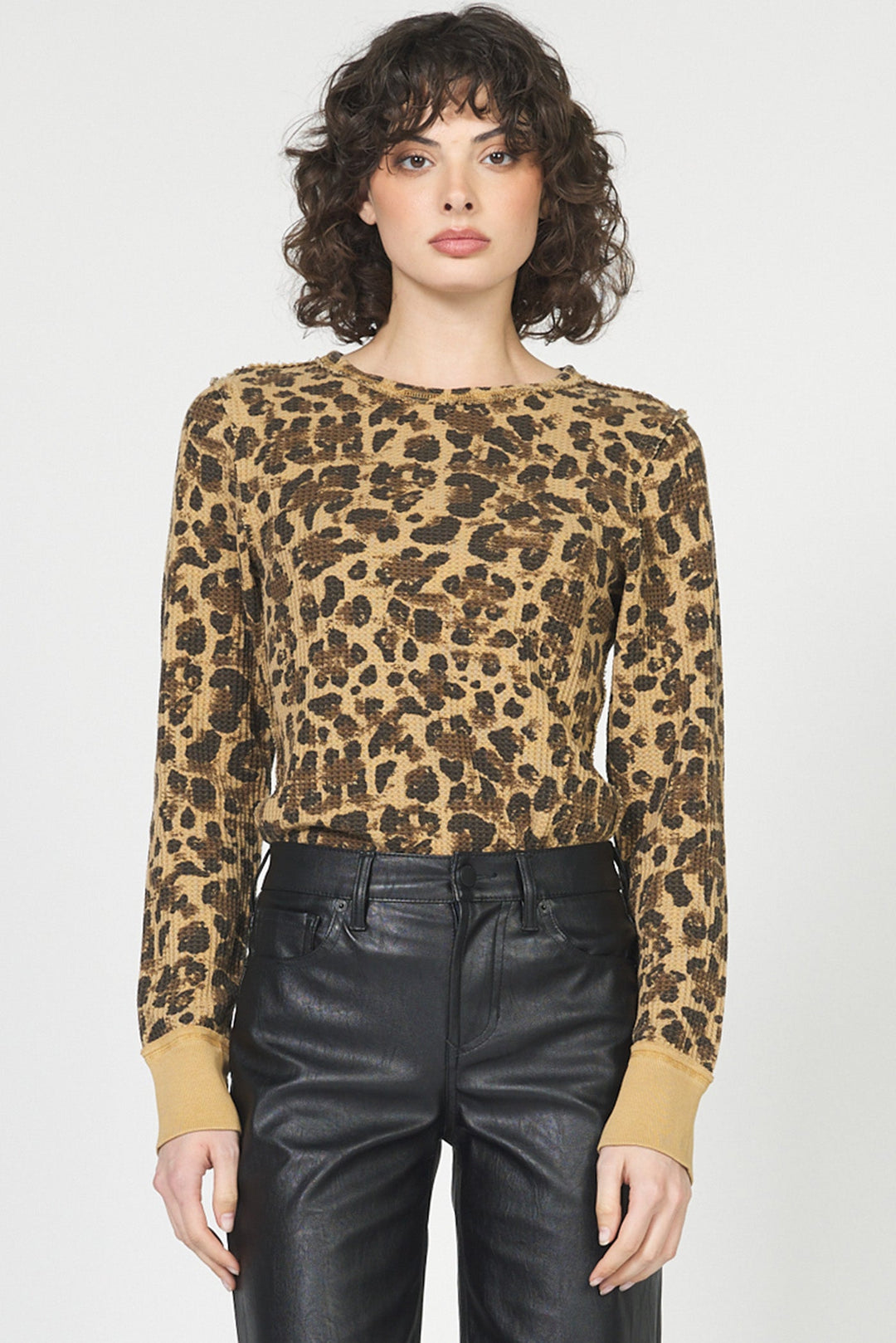 ania-novelty-top-leopard-print