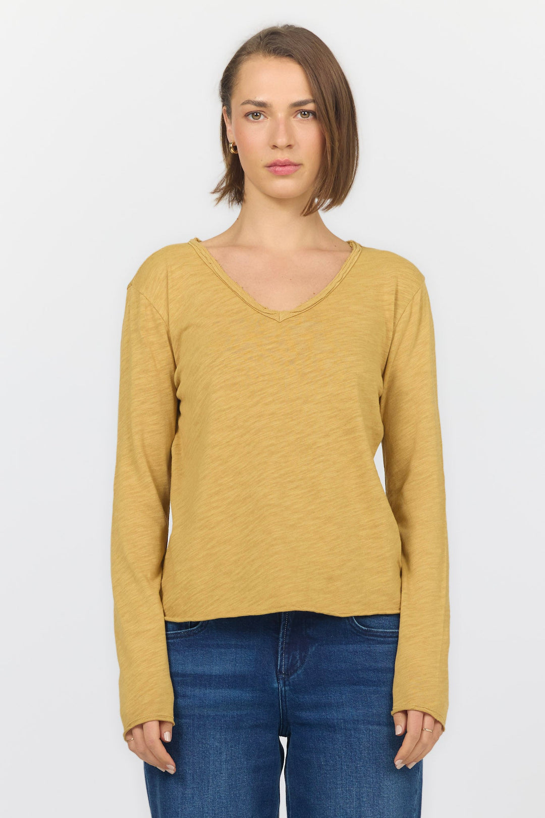 VANYA LONG SLEEVE TEE CURRY FRONT