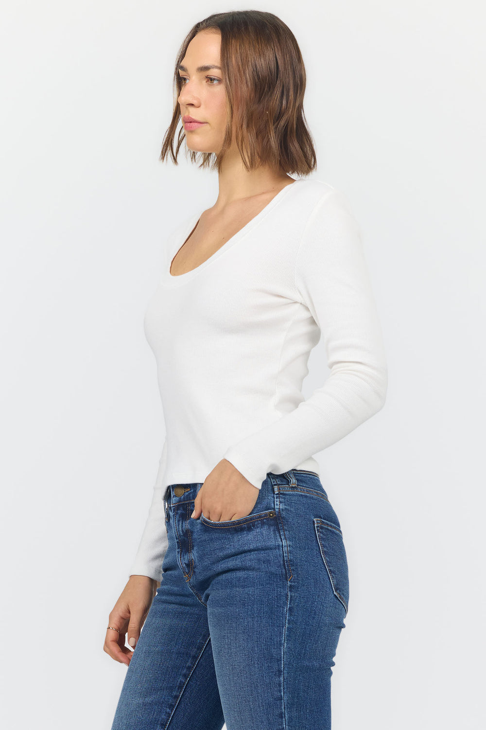 SELENE SCOOP NECK LONG SLEEVE TEE