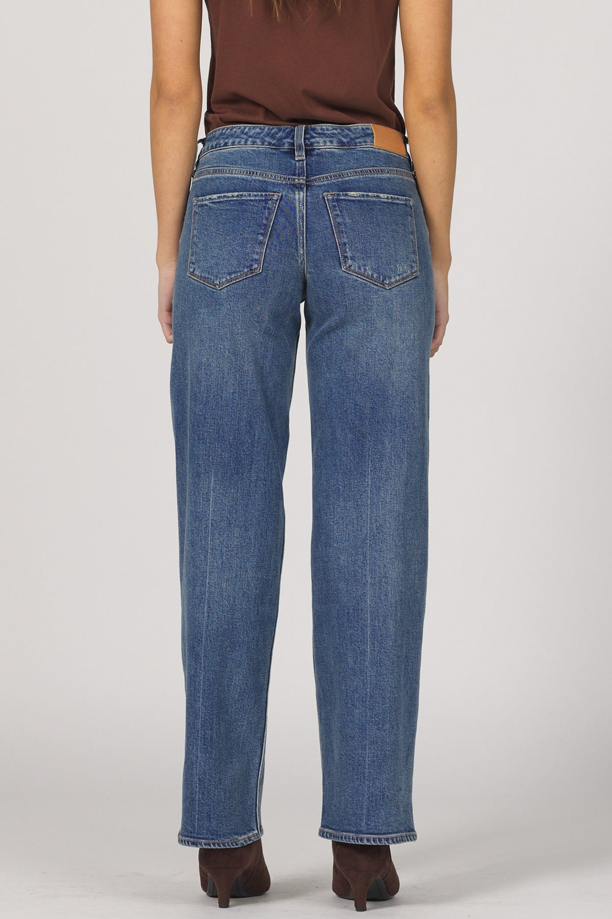 HONOLULU-DPM21A134HLL-4 — Dear John Denim