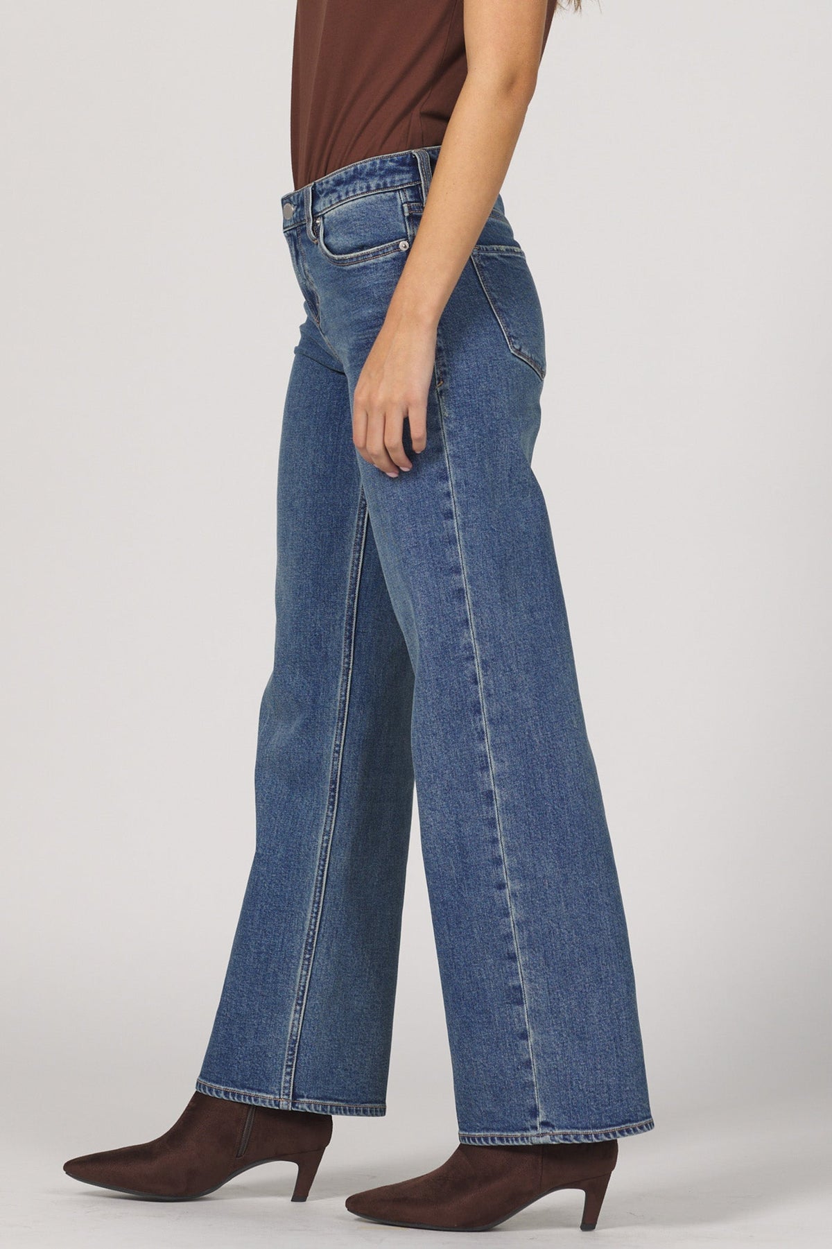 HONOLULU-DPM21A134HLL-3 — Dear John Denim