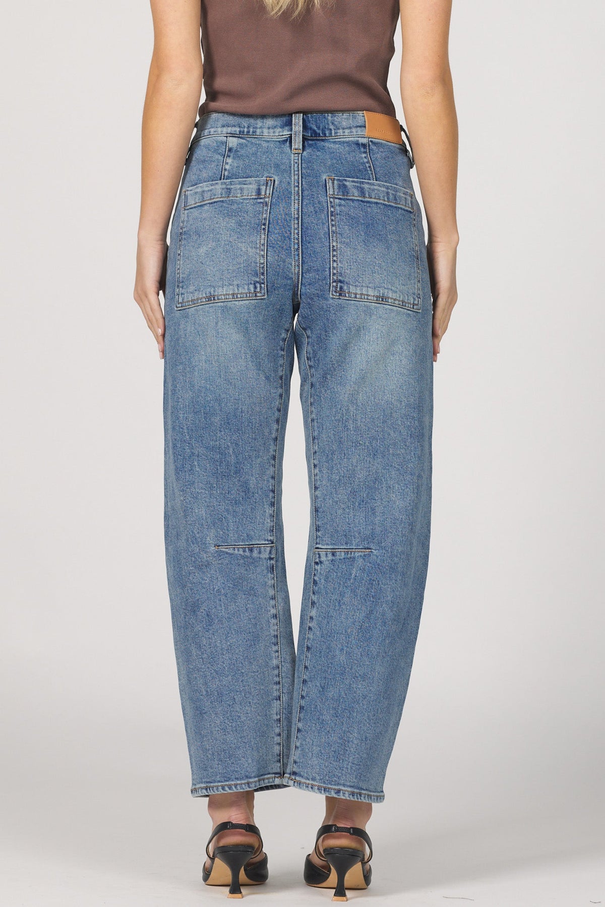 lasso-barrel-fit-jean-waikiki — Dear John Denim