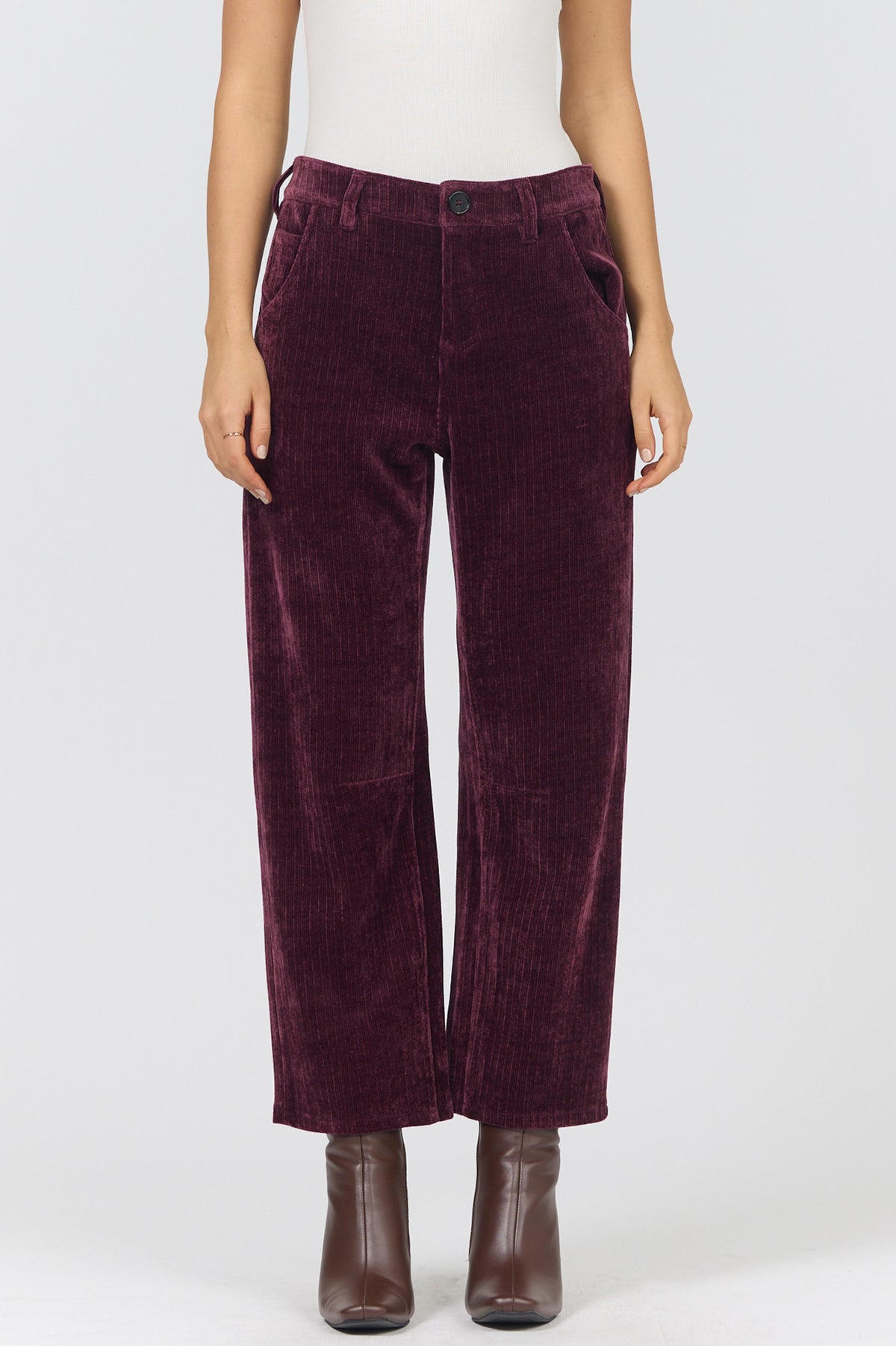 LASSO MID RISE BARREL LEG PANTS FIG FRONT — Dear John Denim