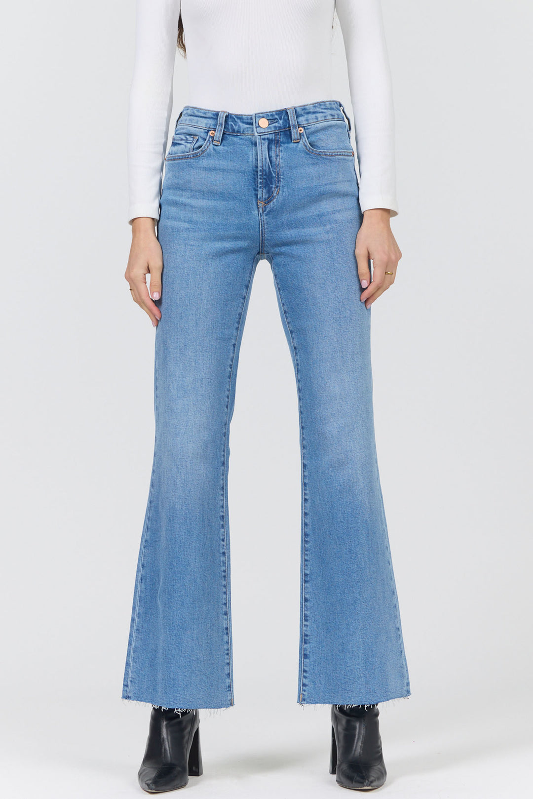 florence-boot-cut-mid-high-rise-jean-noble-city