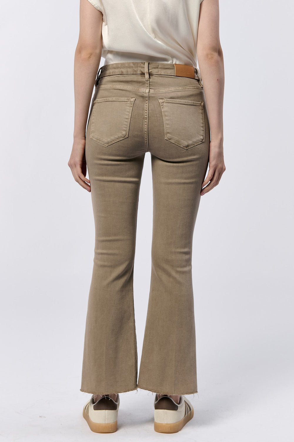 BROWN-DPM43C210MNK-3