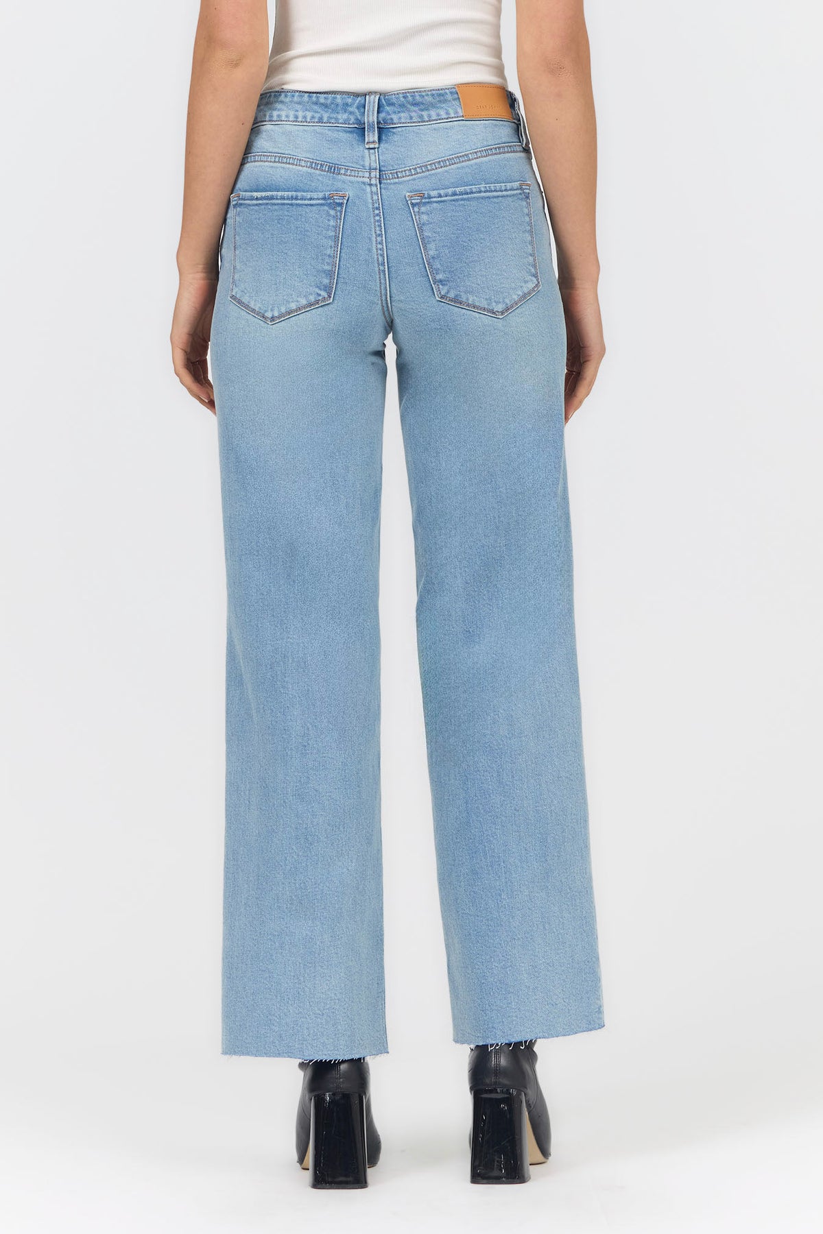 DREW STRAIGHT LEG JEAN PEARL — Dear John Denim