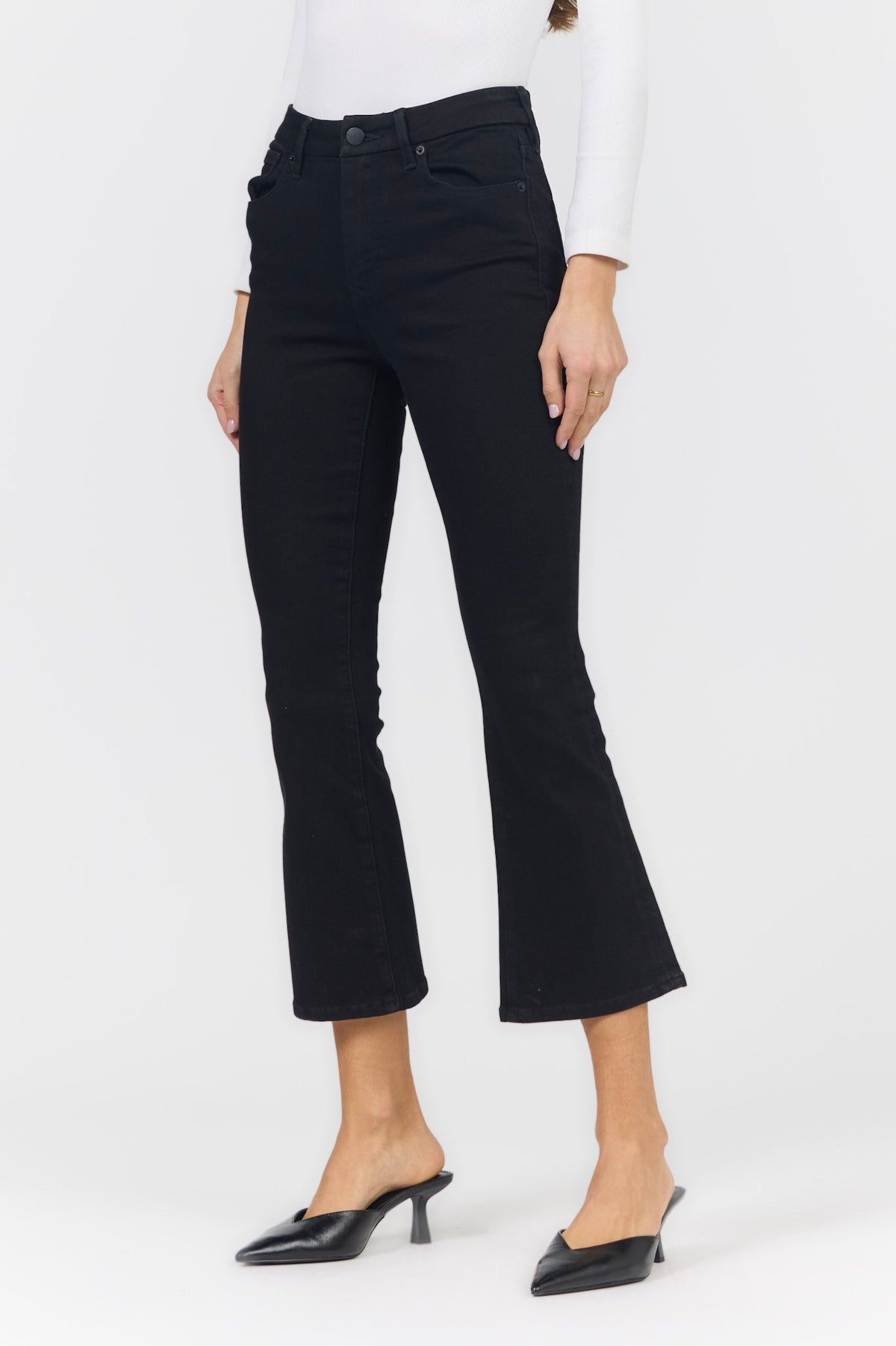 JEANNE FLARE JEAN BLACK ARROW SIDE — Dear John Denim