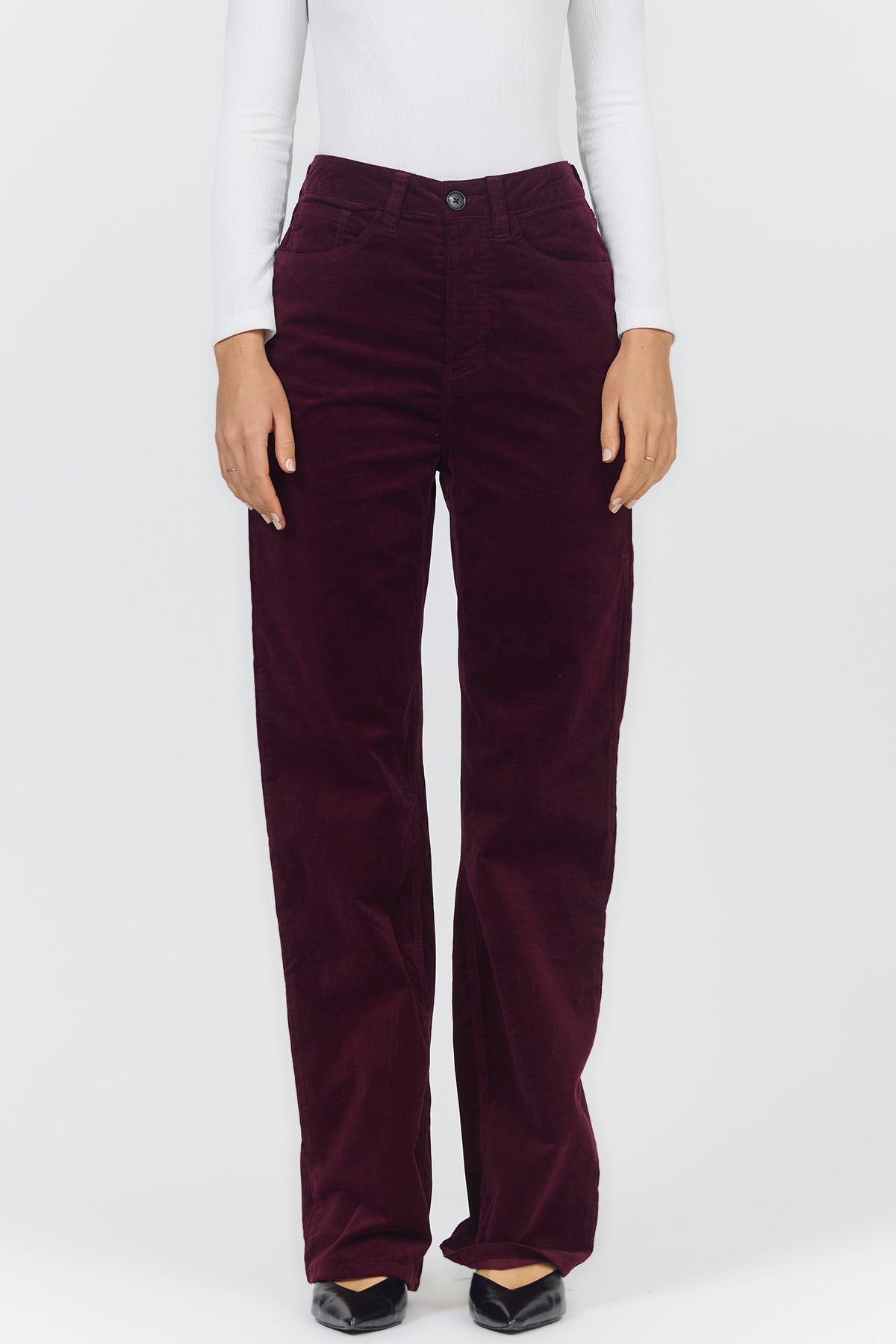 HOLLY HIGH RISE STRAIGHT LEG PANTS FIG FRONT — Dear John Denim