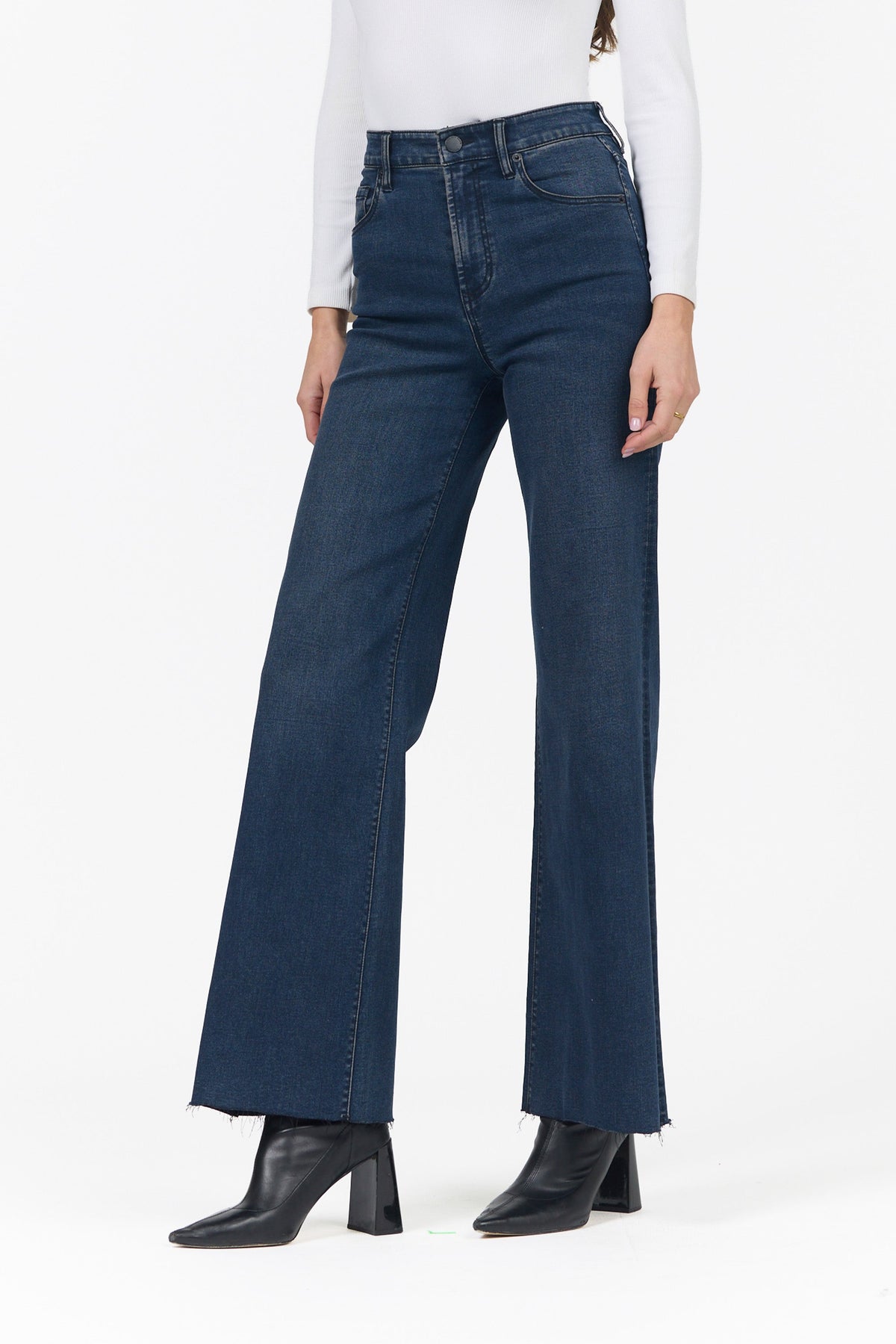 FIONA WIDE LEG JEAN CALLAWAY SIDE — Dear John Denim