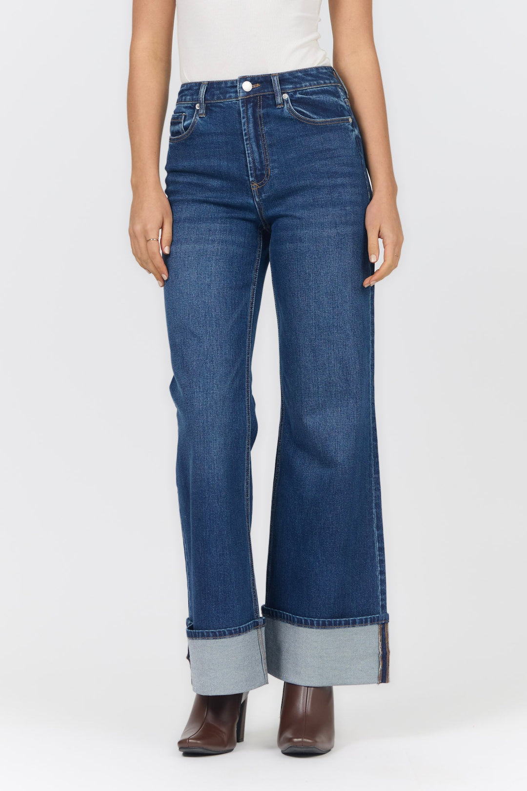 FIONA WIDE LEG JEAN CASTILLION FRONT