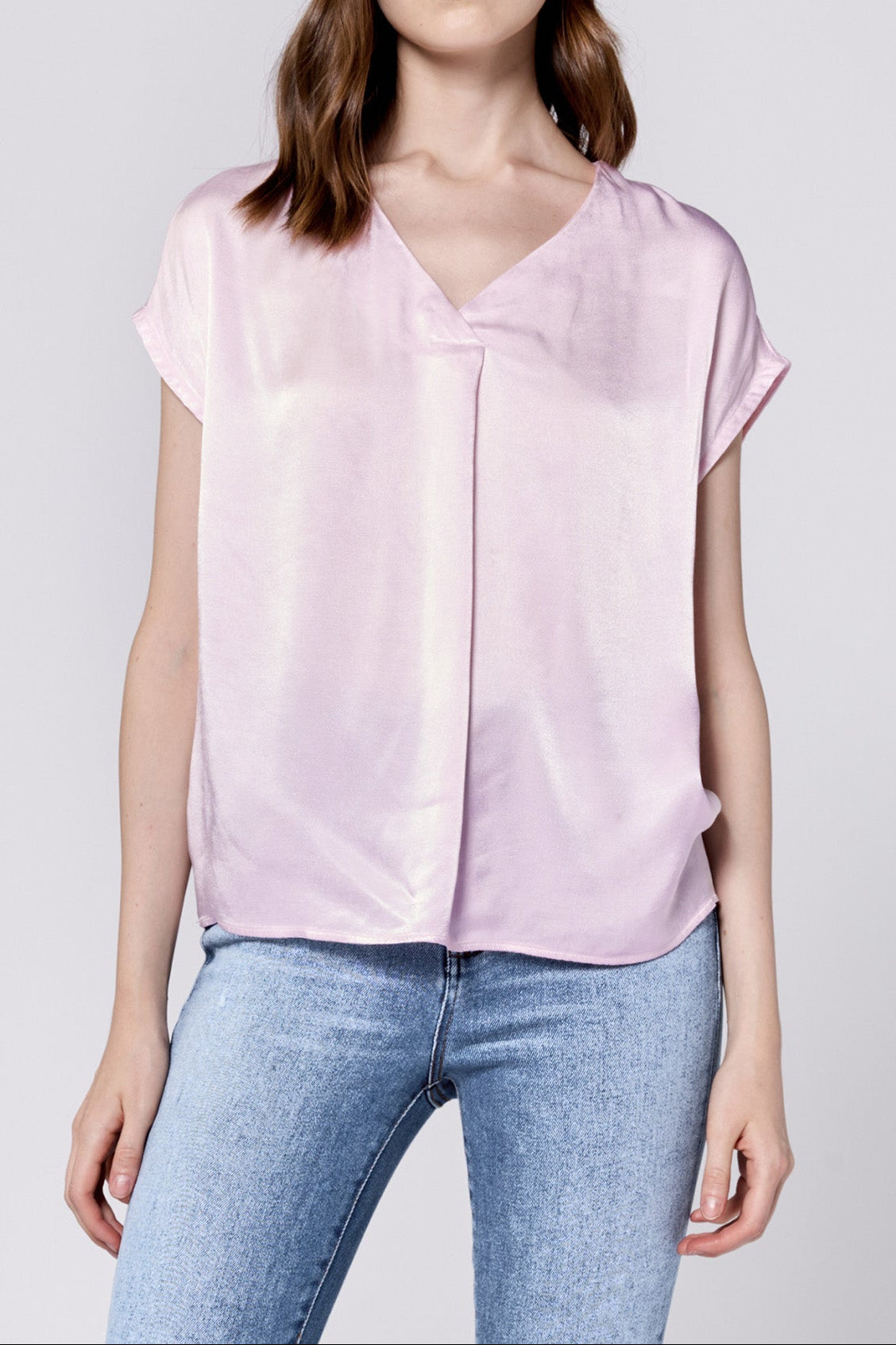 kristen-v-neck-short-sleeve-relaxed-fit-top-pink-a-boo — Dear John Denim