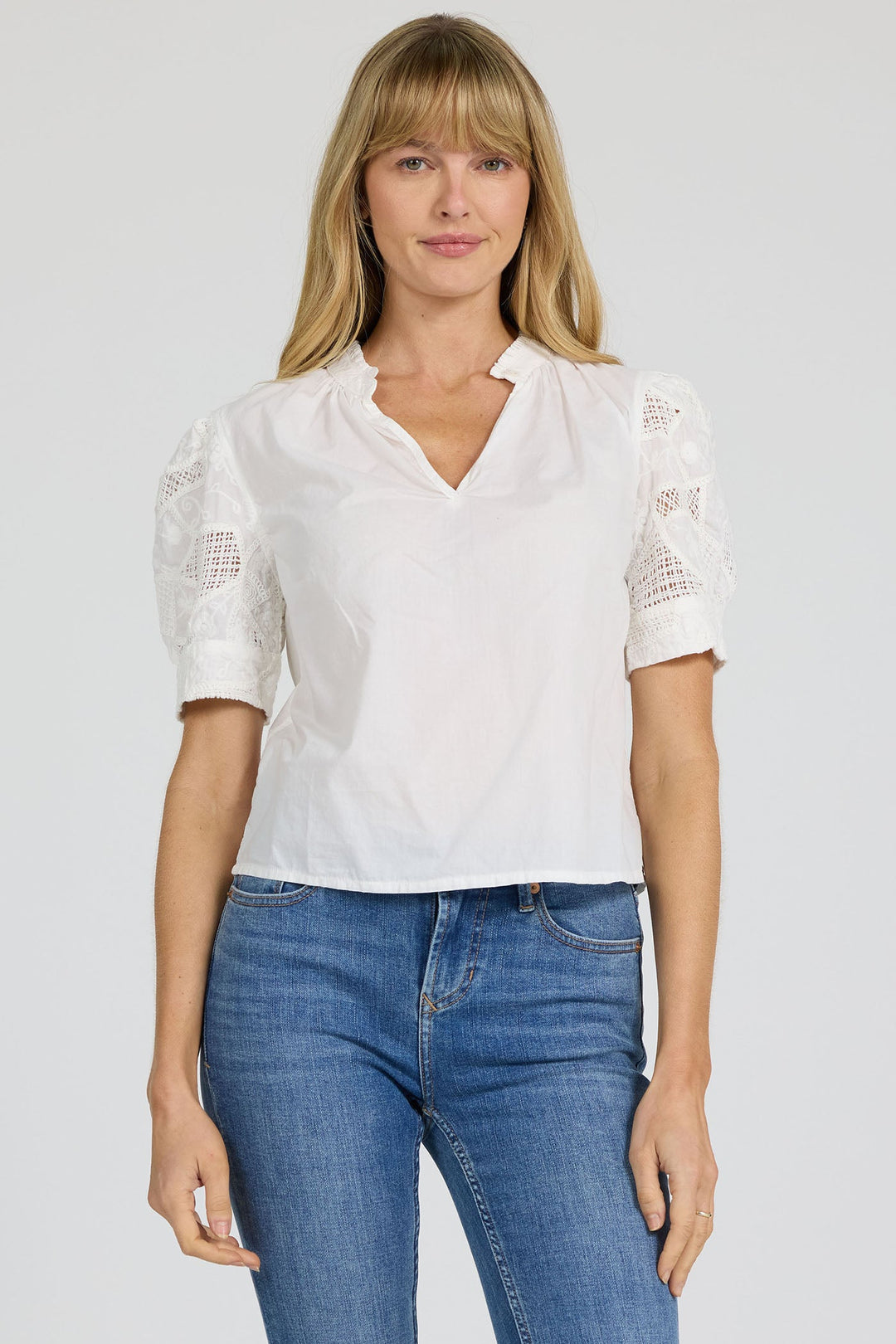 WHITE-DSH1338M9WHT-1