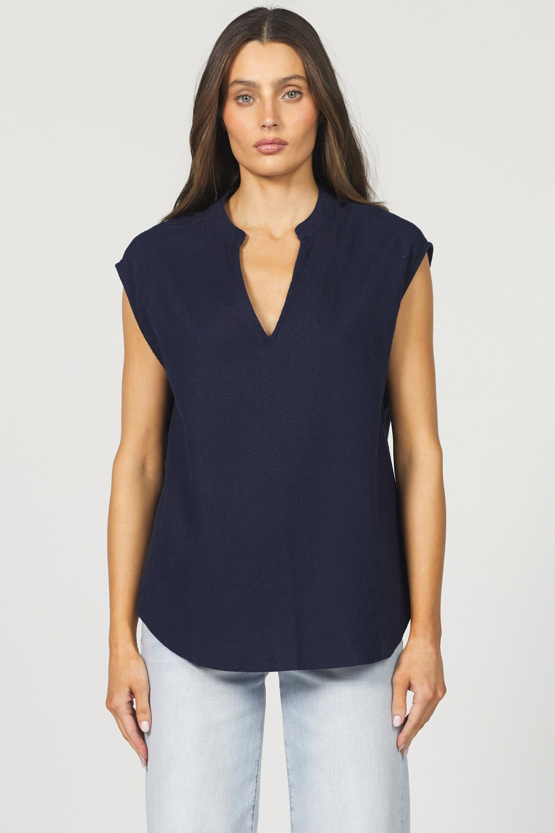 BLACK IRIS-DSH1457L1BCK-1