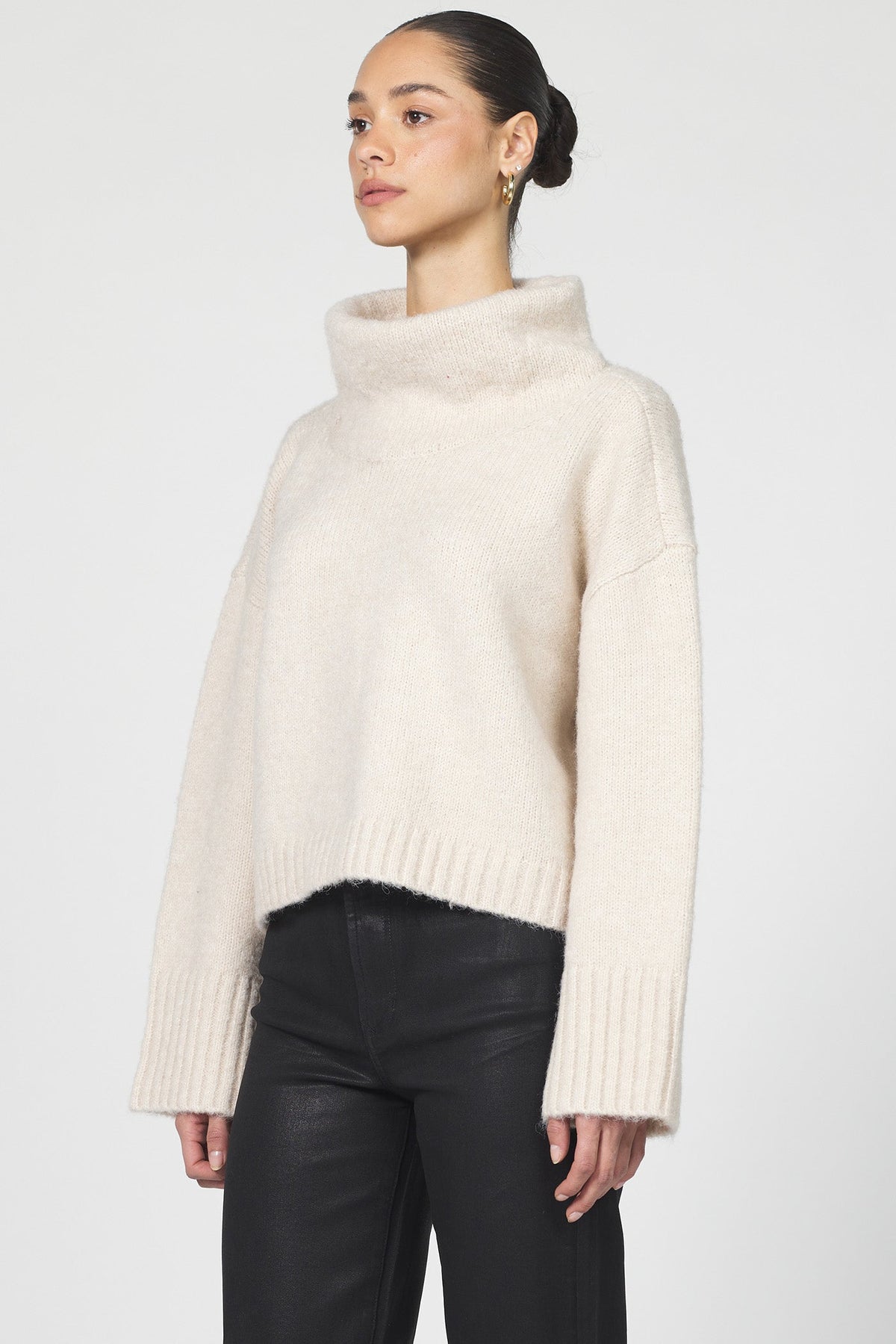 evangeline-sweater-oatmeal — Dear John Denim