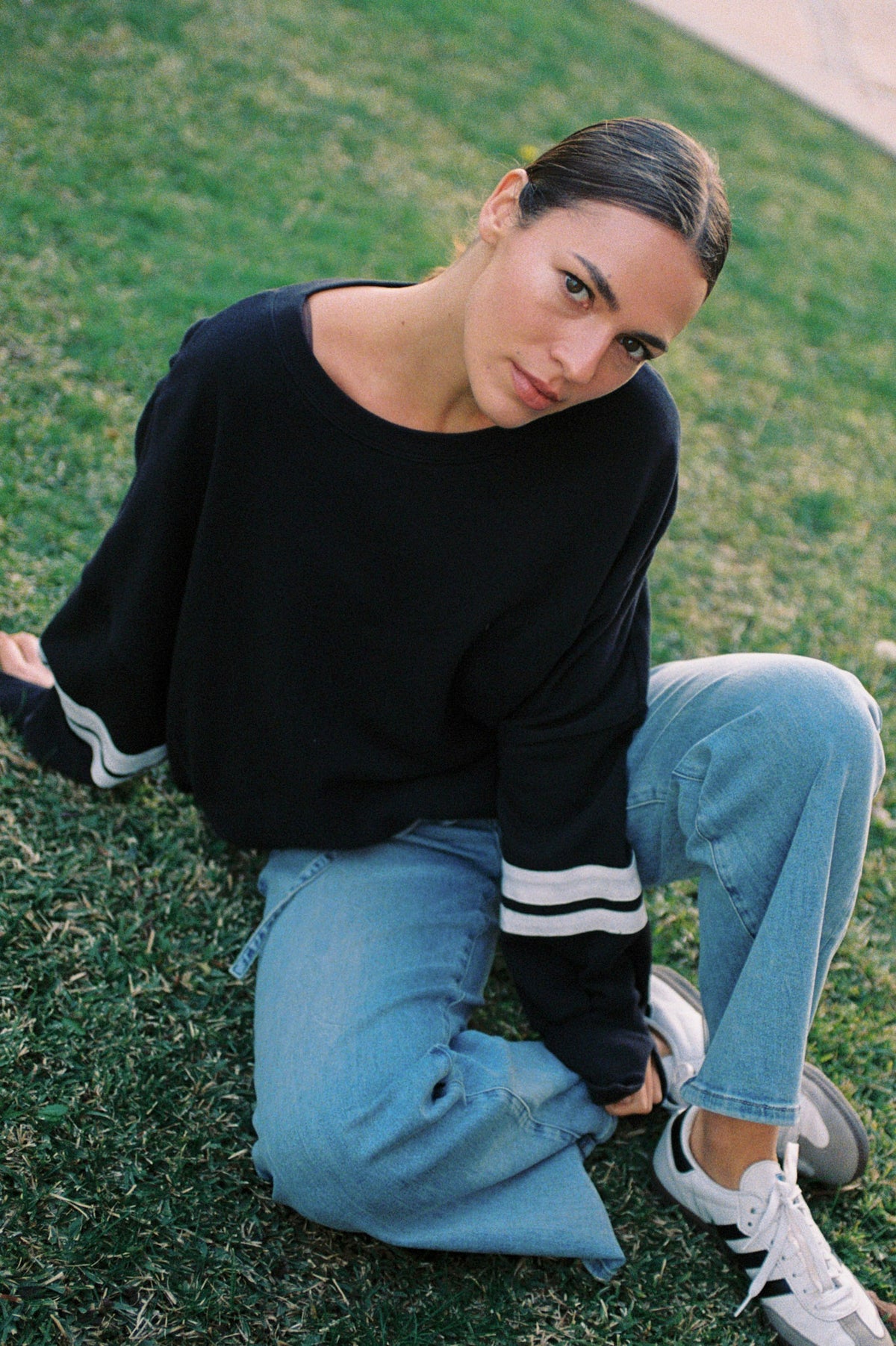 TRENTON SWEATSHIRT WASHED BLACK — Dear John Denim