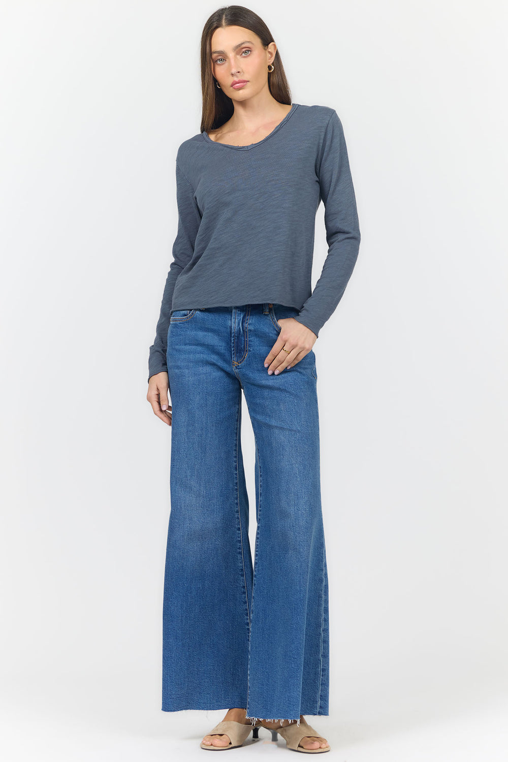 vanya-long-sleeve-v-neck-tee-turbulence