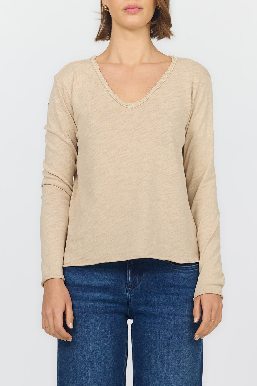 vanya-long-sleeve-v-neck-slub-knit-t-shirt-dune