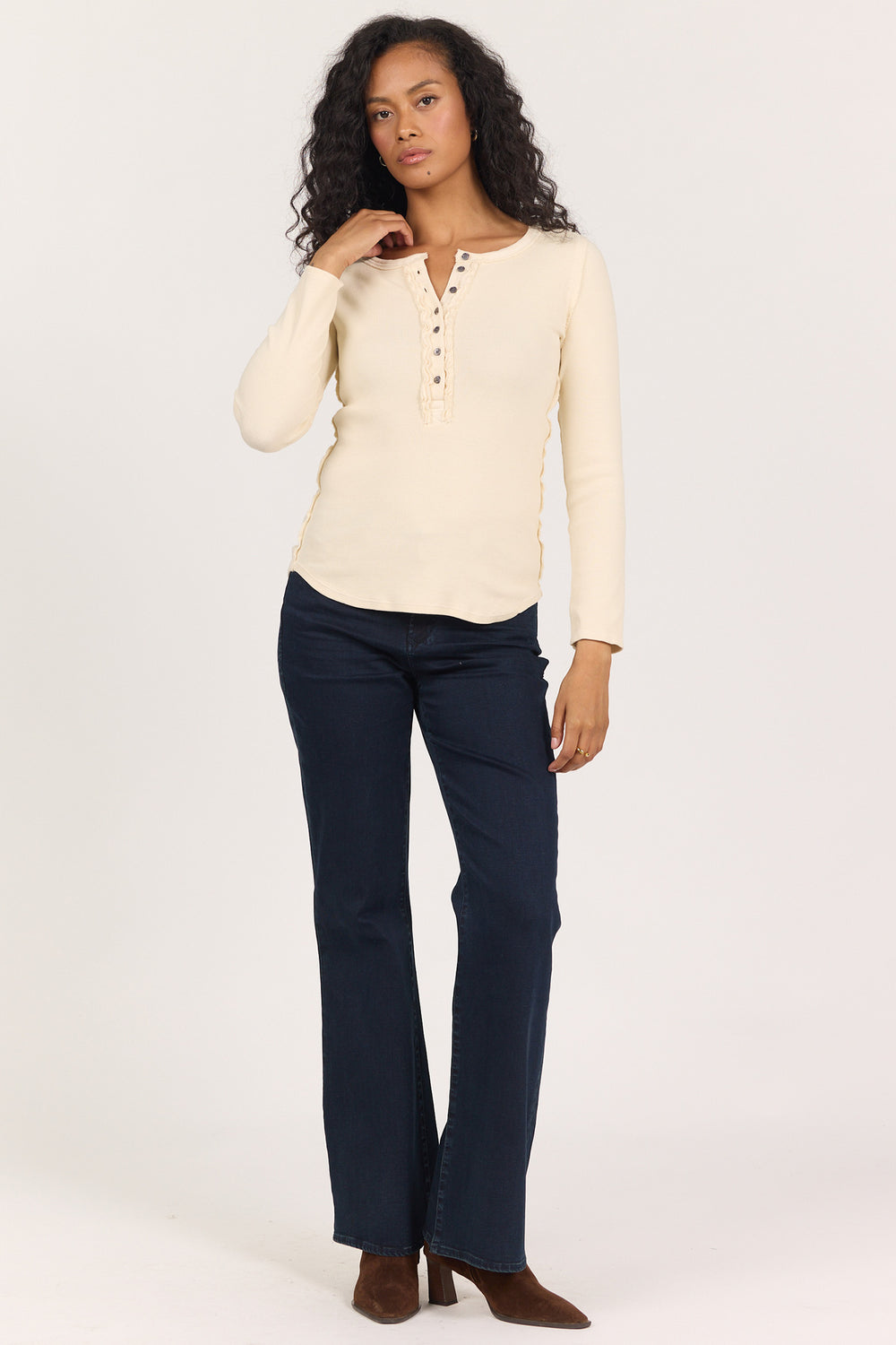 edie-long-sleeve-placket-button-front-rib-t-shirt-whitecap-grey