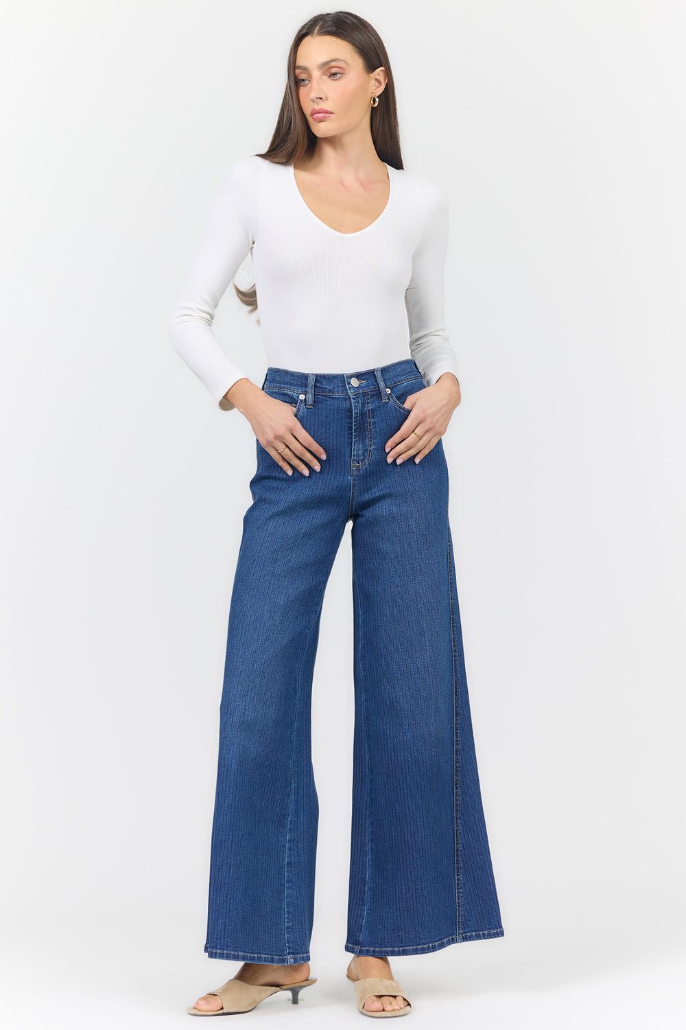 celeste-high-waist-wide-leg-jeans-moderat
