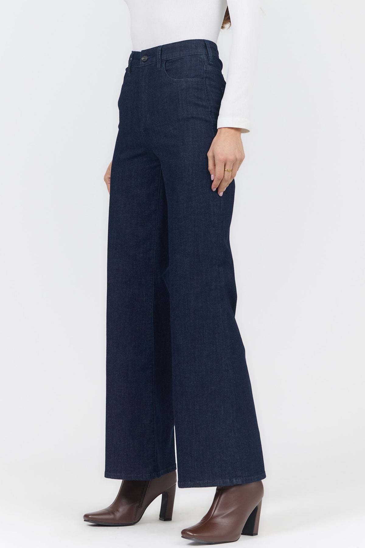 fiona-wide-leg-high-rise-clean-hem-jean-zodiac — Dear John Denim