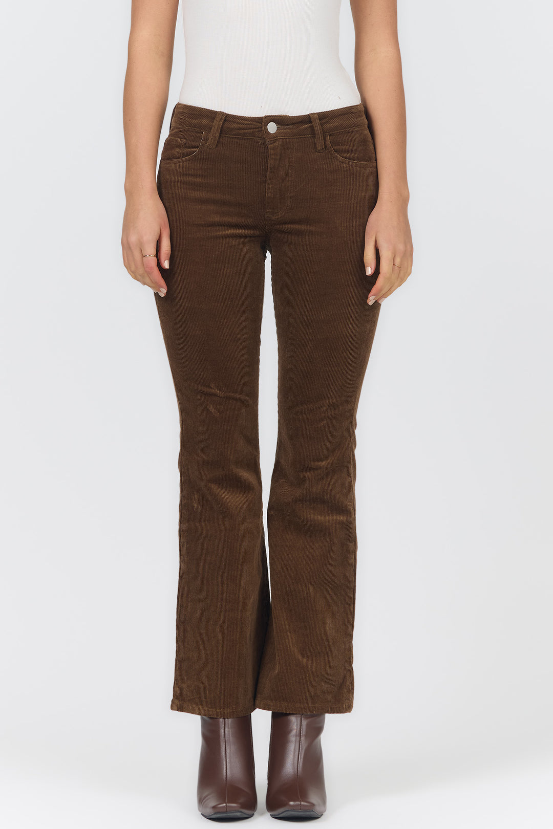 florence-bootcut-pinwale-corduroy-pants-cappuccino