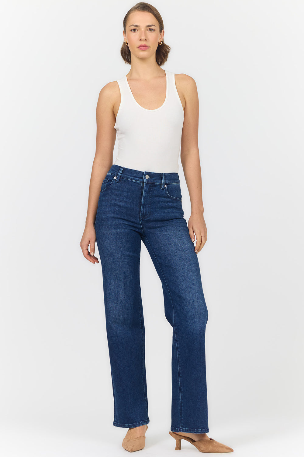 margot-straight-mid-rise-clean-hem-jean-locket