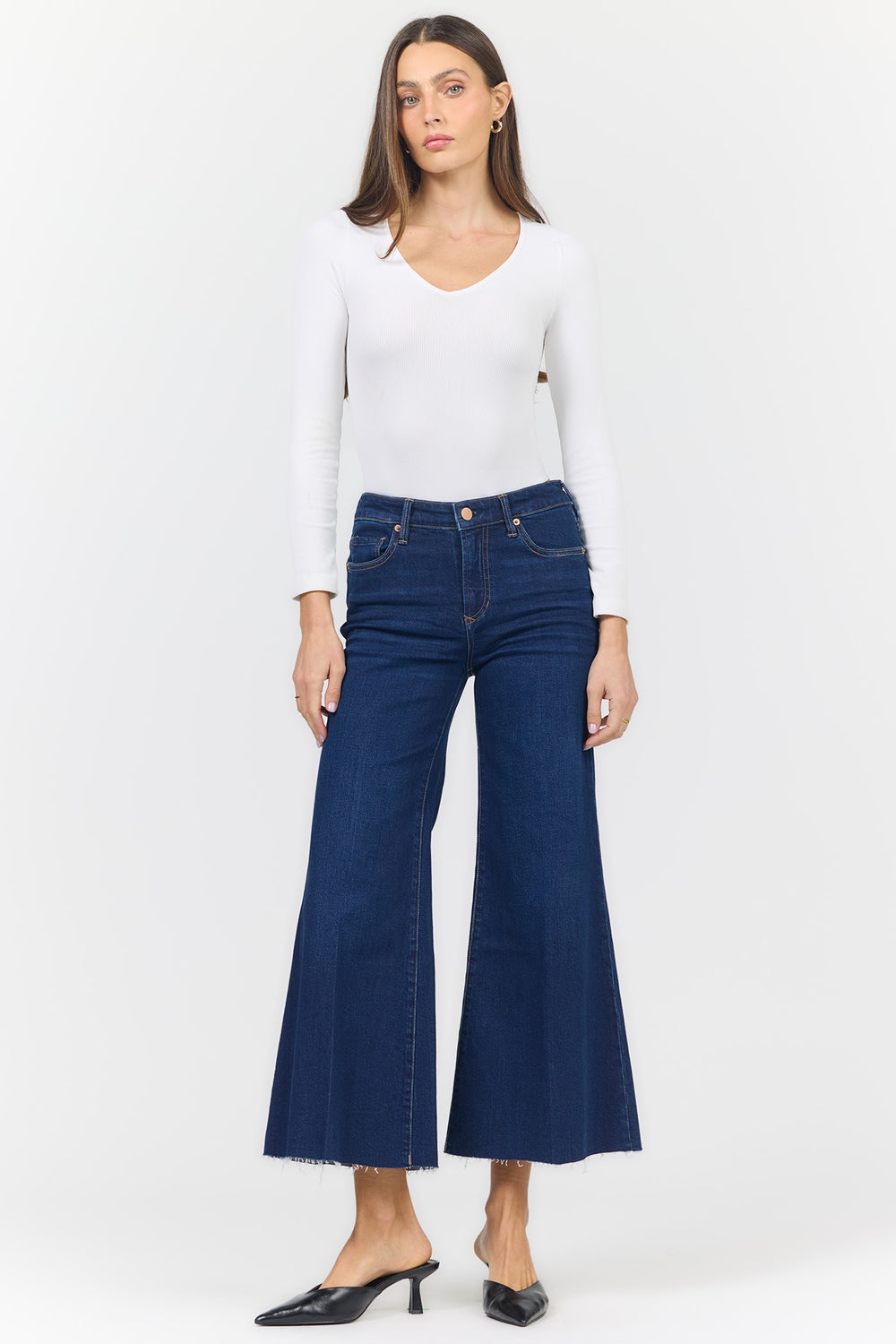 bowie-wide-leg-high-rise-raw-cut-hem-jean-star-demand