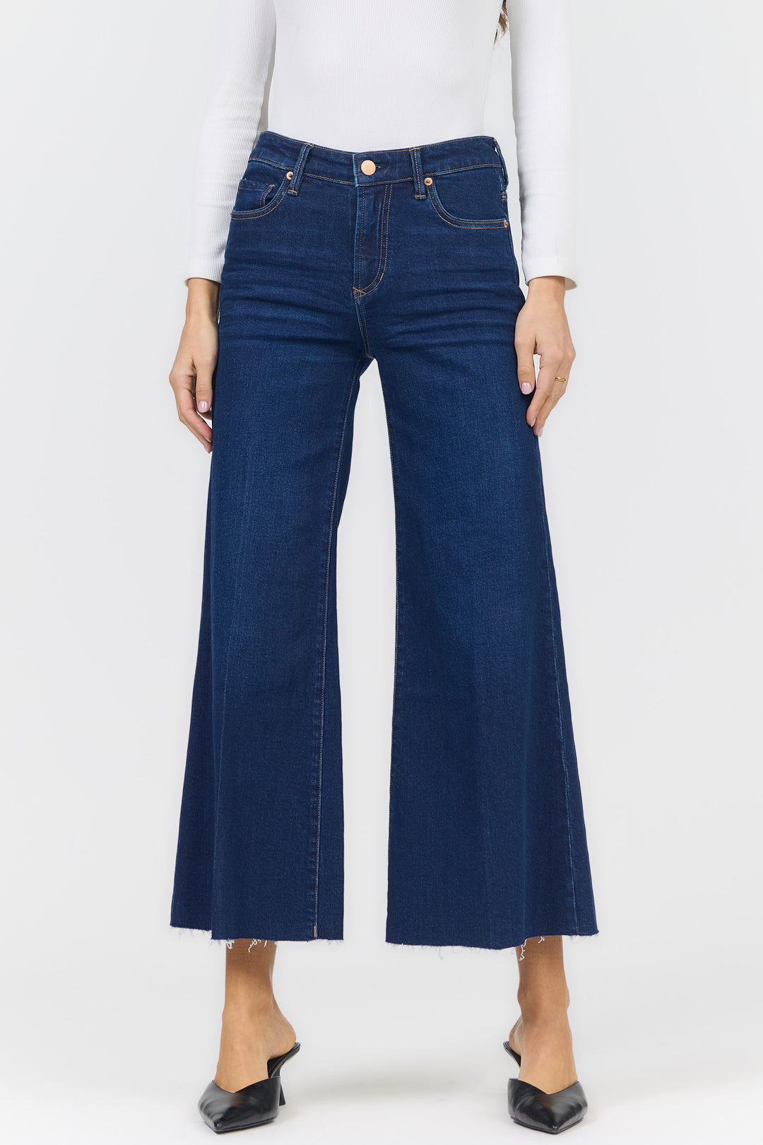 bowie-wide-leg-high-rise-raw-cut-hem-jean-star-demand