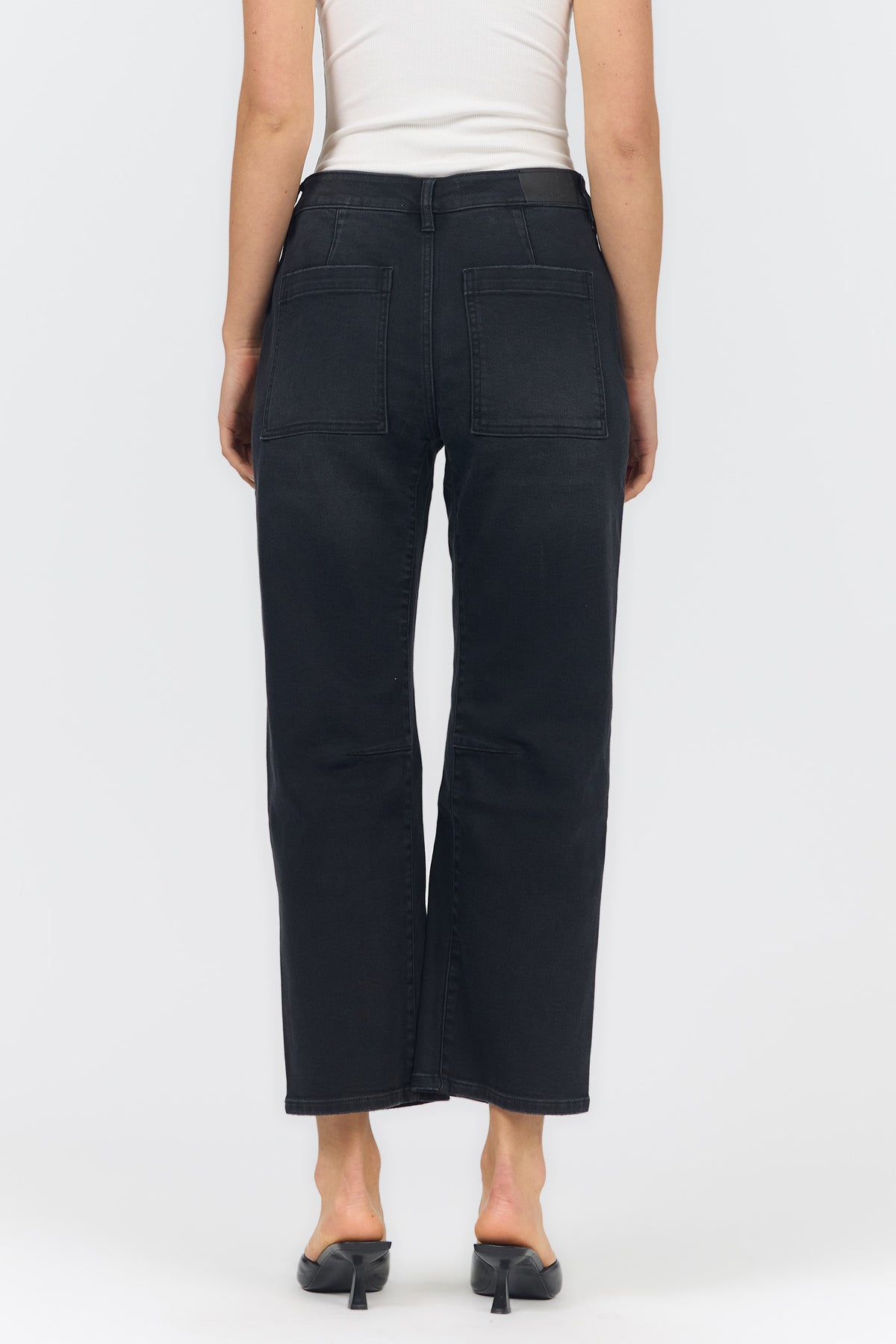 lasso-barrel-mid-rise-clean-hem-jean-jet-set — Dear John Denim
