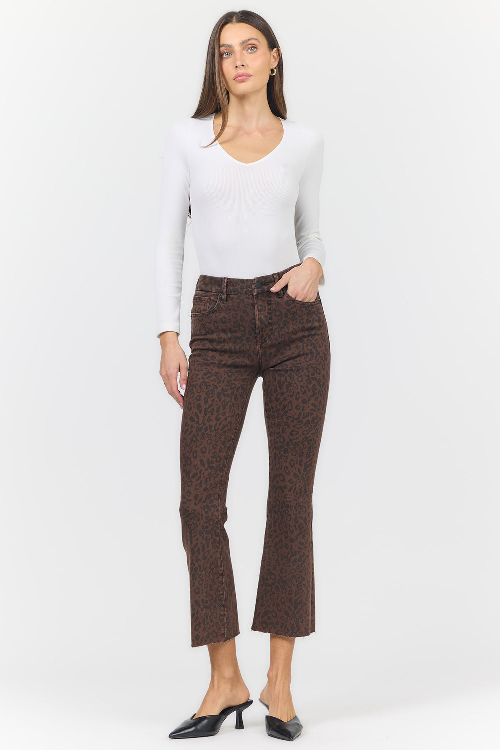 jeanne-flare-mid-rise-raw-cut-hem-jean-brown-leopard