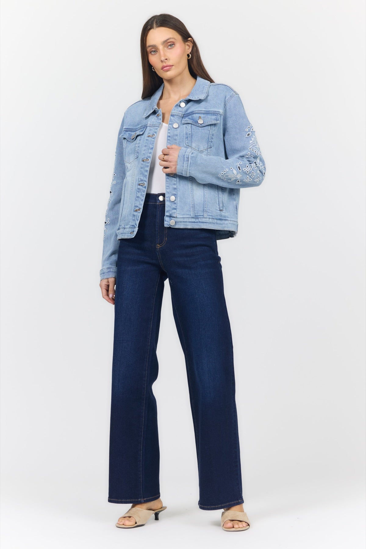 AINSLEY JACKET CRYSTAL CHALK EMB. — DJK8013CHK_FULL.jpg — Dear John Denim