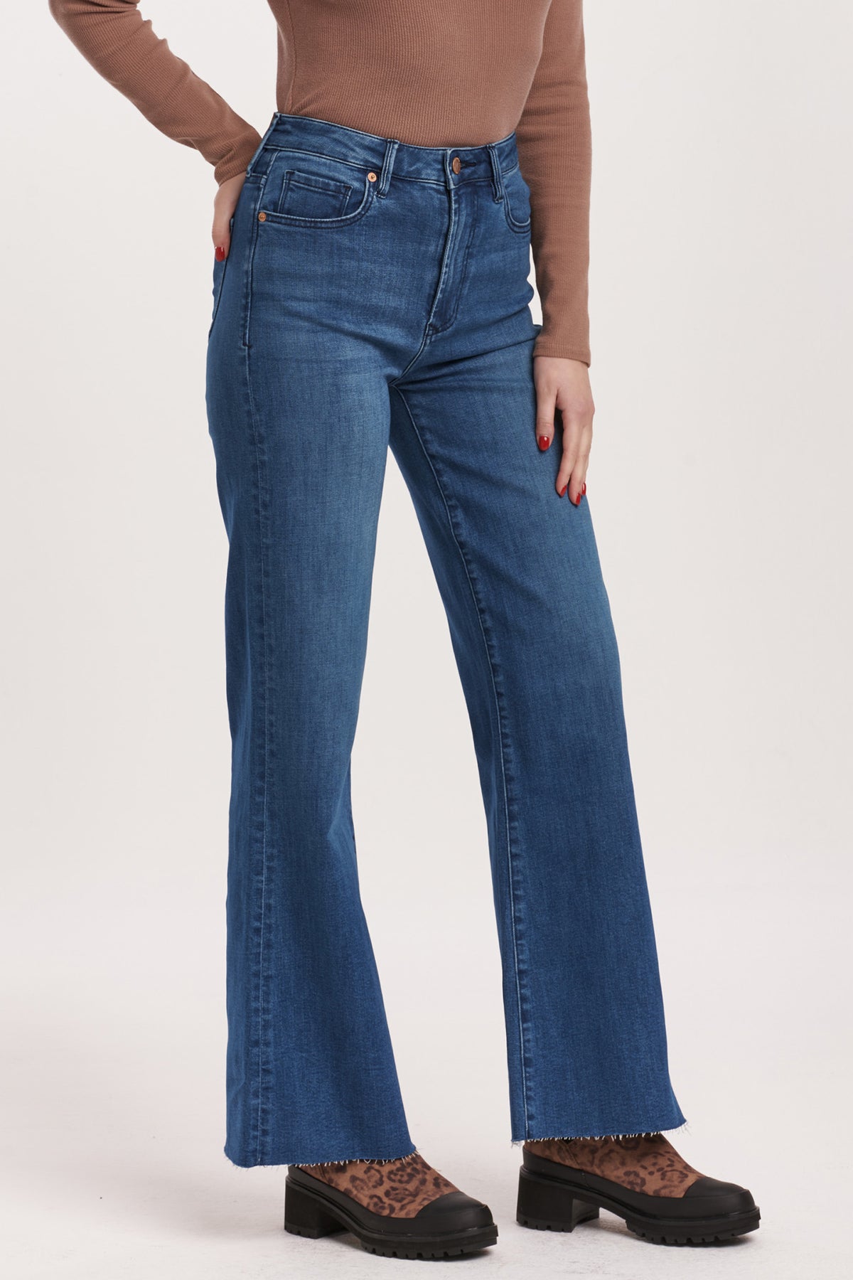 image of a female model wearing a FIONA HIGH RISE FULL INSEAM RAW CUT HEM JEANS VIOLET BLUE DEAR JOHN DENIM  — Dear John Denim